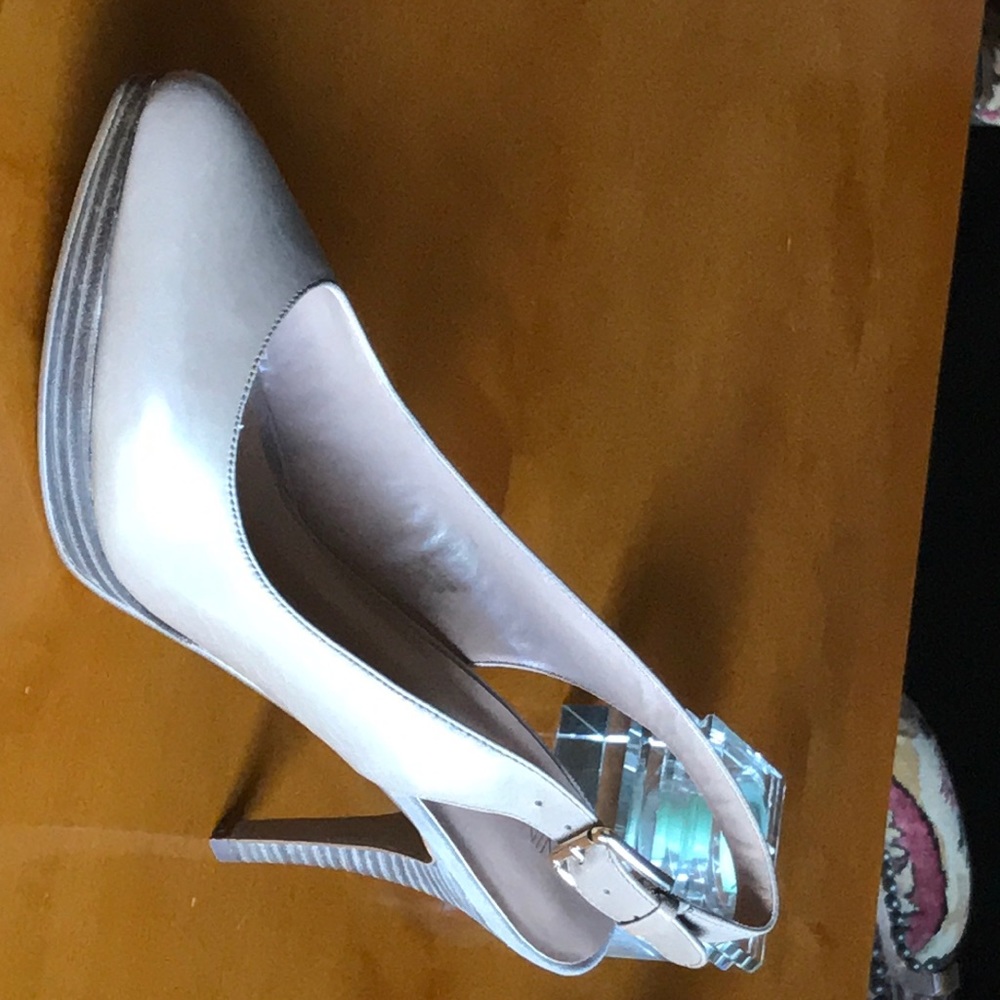 Nine West Taupe Pumps